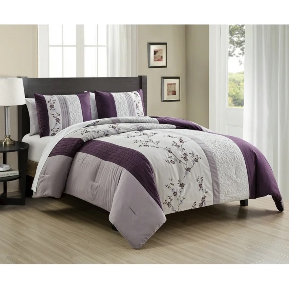 Elegant Purple and White Floral king 3 piece Comforter Set
